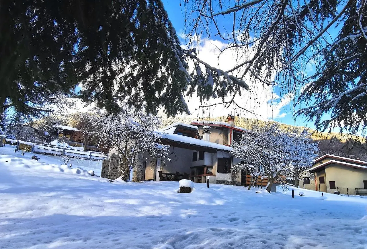 Villa Chalet Bornhome Relax, Sport E Cultura Altopiano Del Sole 6 Ospiti - Pet Frendly Borno Italy